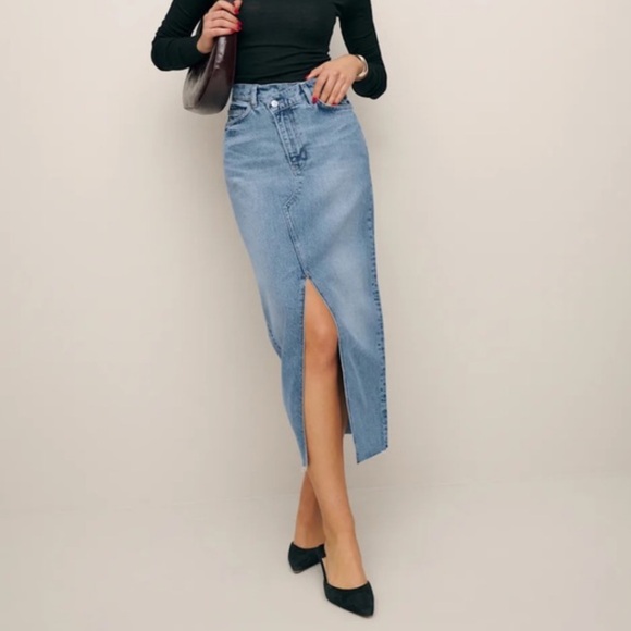 Reformation Dresses & Skirts - Reformation Light Blue Pencil Skirt